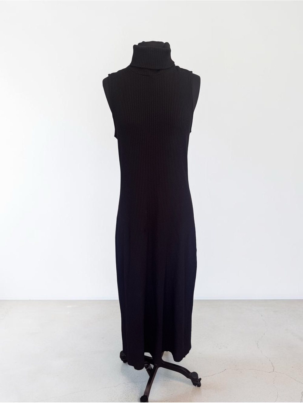 Stateside minimalist black midi sleeveless dress